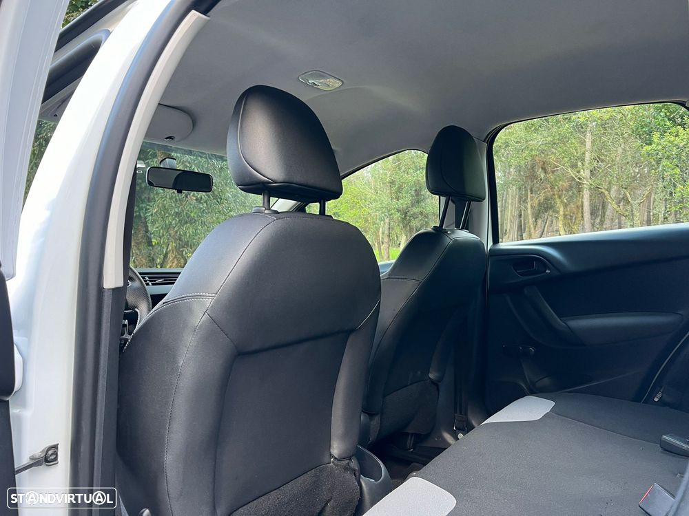 Citroën C3 1.2 PureTech Attraction - 11