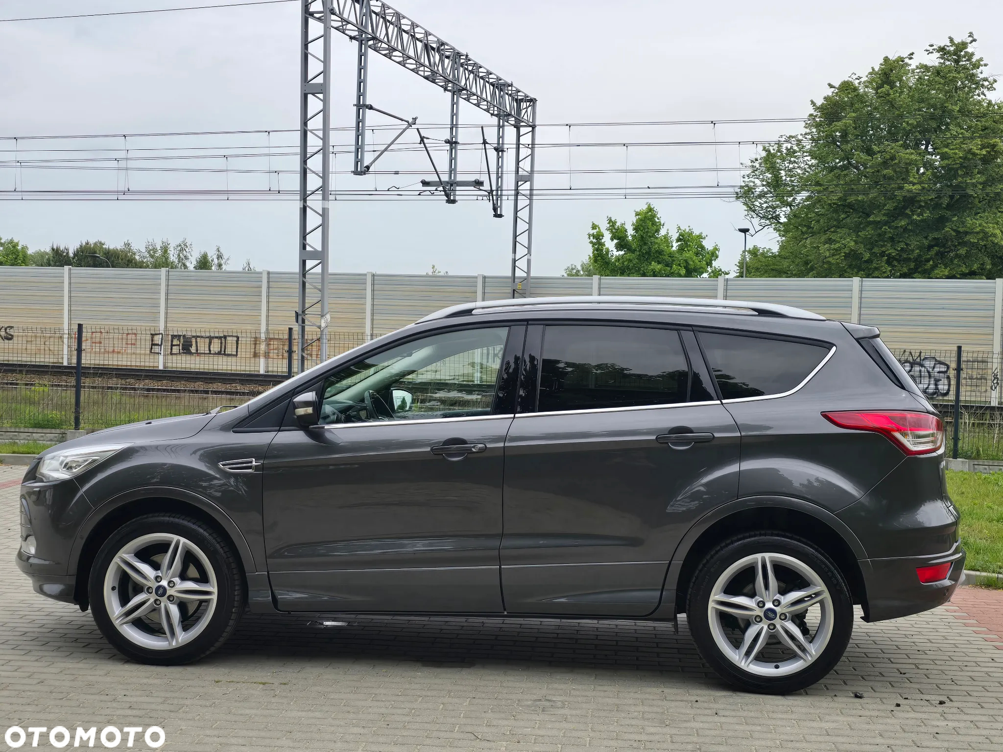 Ford Kuga 2.0 TDCi 4x4 Individual - 10
