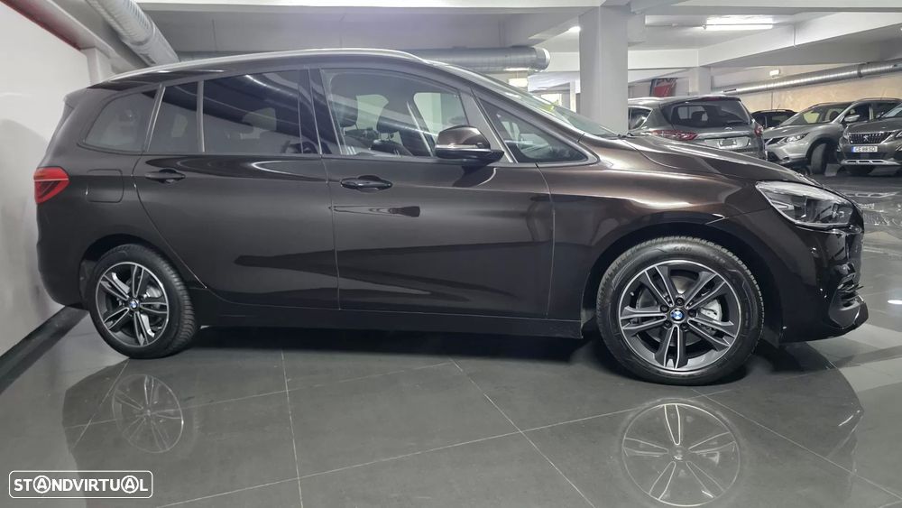 BMW 218 Gran Tourer i 7L Line Sport — fotografia 3