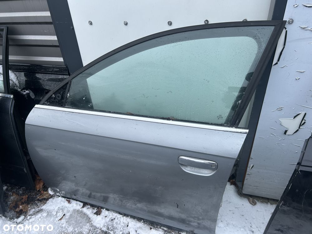 AUDI A6 C6 4F0 DRZWI LEW/PRZOD KMP LY7G ORG - 2
