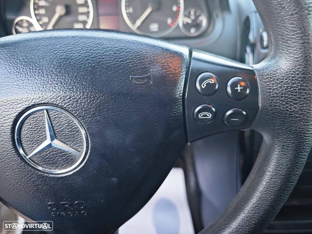 Mercedes-Benz A 160 Classic BlueEfficiency - 11