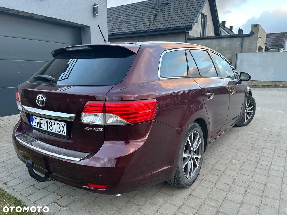 Toyota Avensis 2.0 Premium EU5 MS - 4