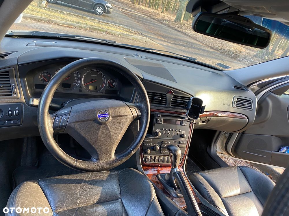 Volvo S60 2.4 D - 4