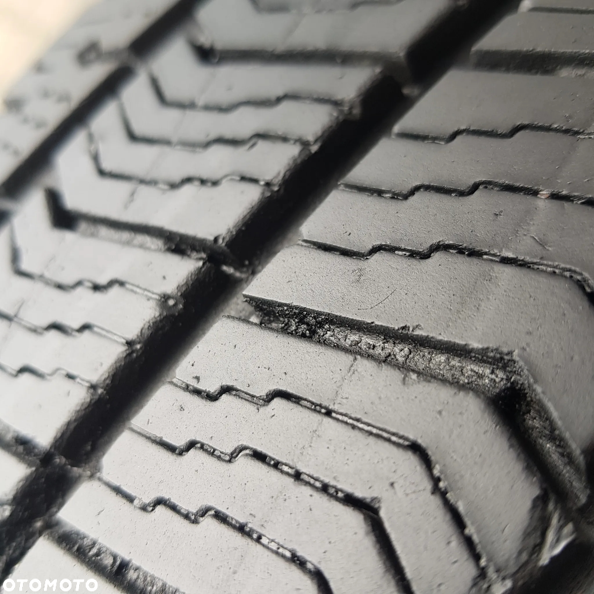 2x 215/70R15C Viking Four Tech Van Para opon całorocznych - 2