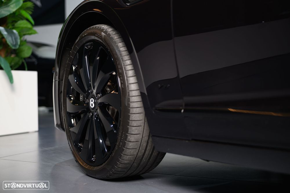 Bentley Flying Spur V8 Mulliner - 3