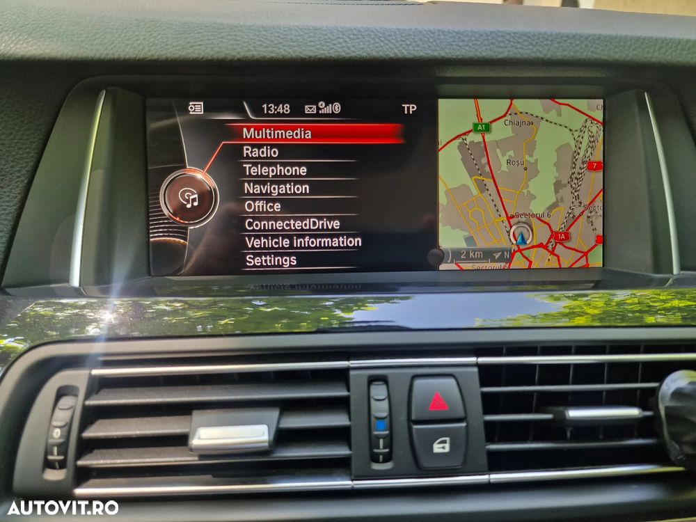 BMW Seria 5 520d Aut. Luxury Line - 12