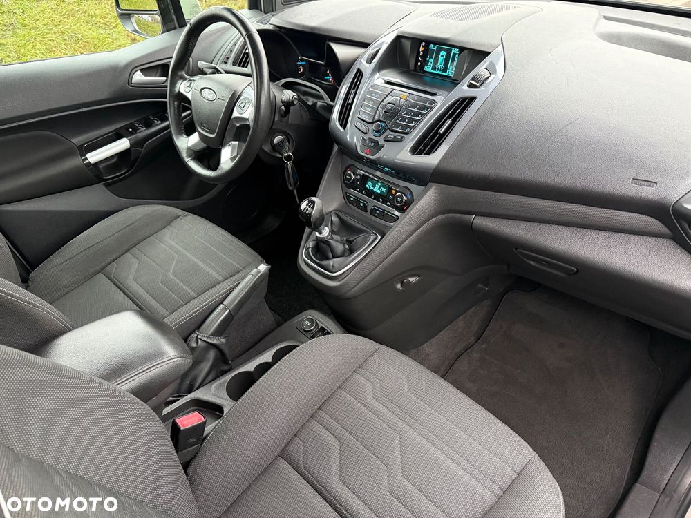 Ford Tourneo Connect - 17