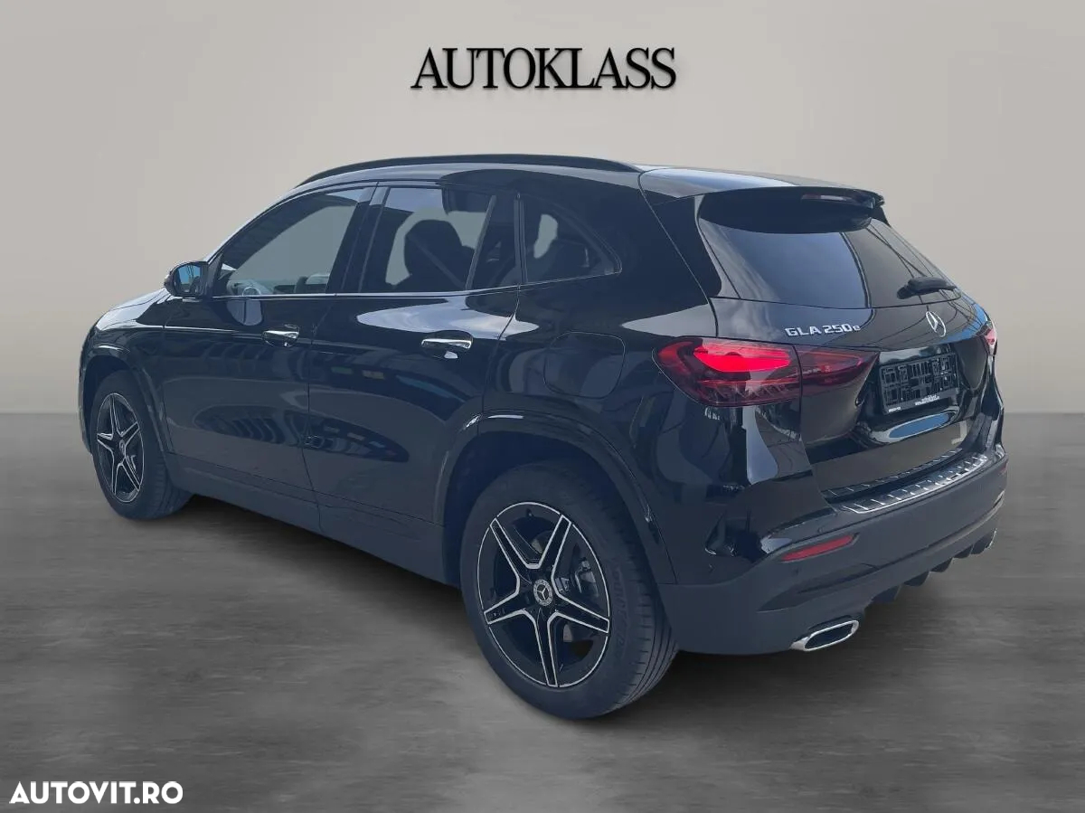 Mercedes-Benz GLA 250 e - 3