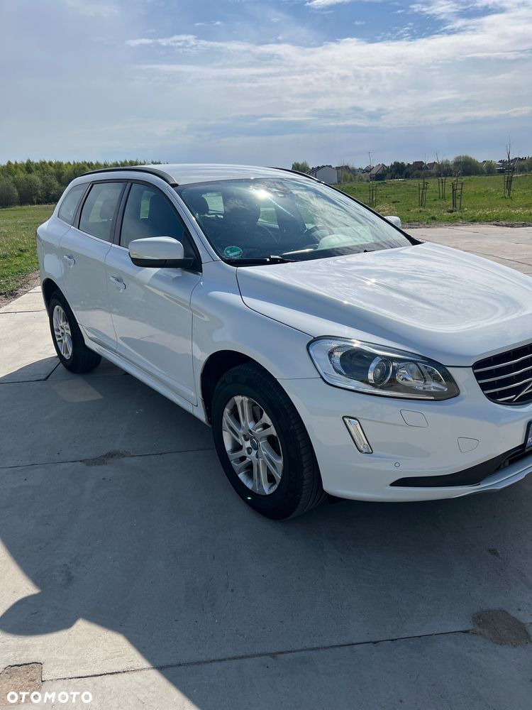 Volvo XC 60 D3 Momentum - 4