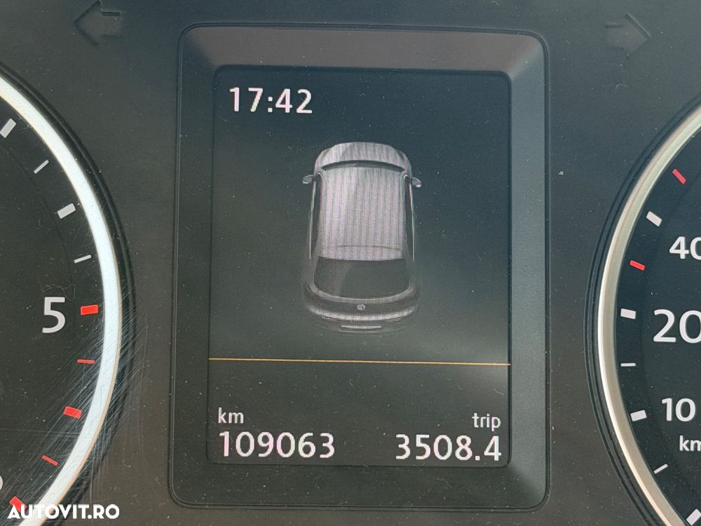 Volkswagen Tiguan 2.0 TDI 4Motion DSG Sport & Style - 9