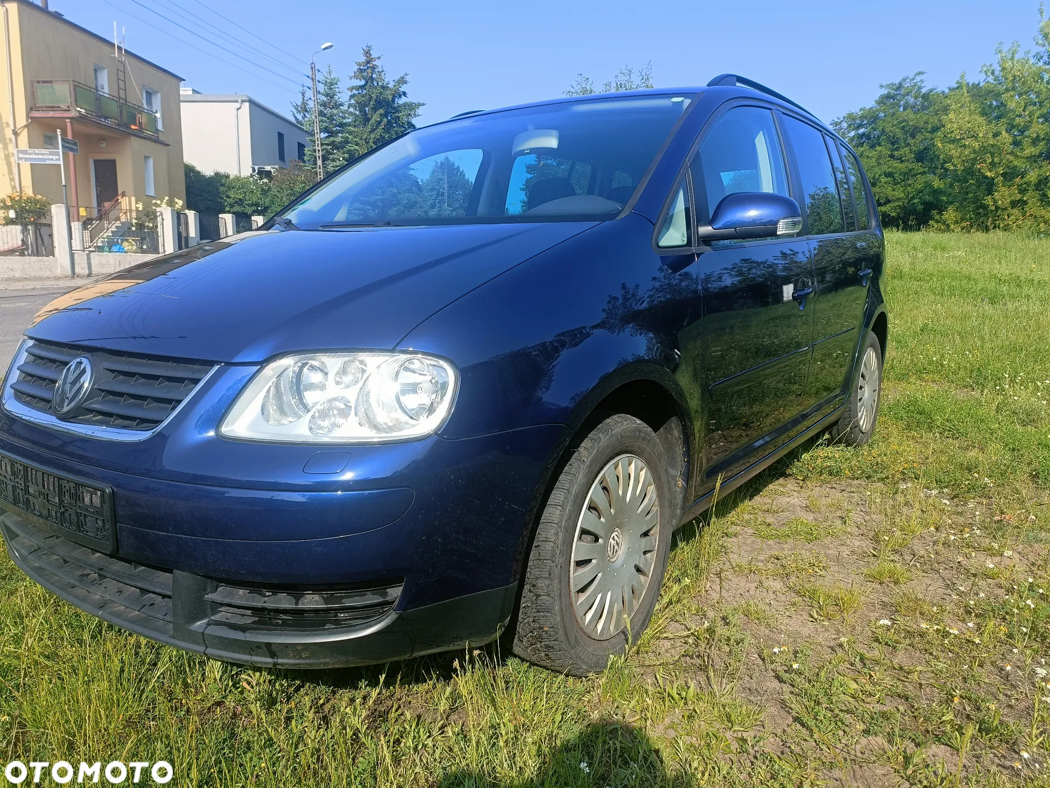 Volkswagen Touran 2.0 TDI Trendline - 3