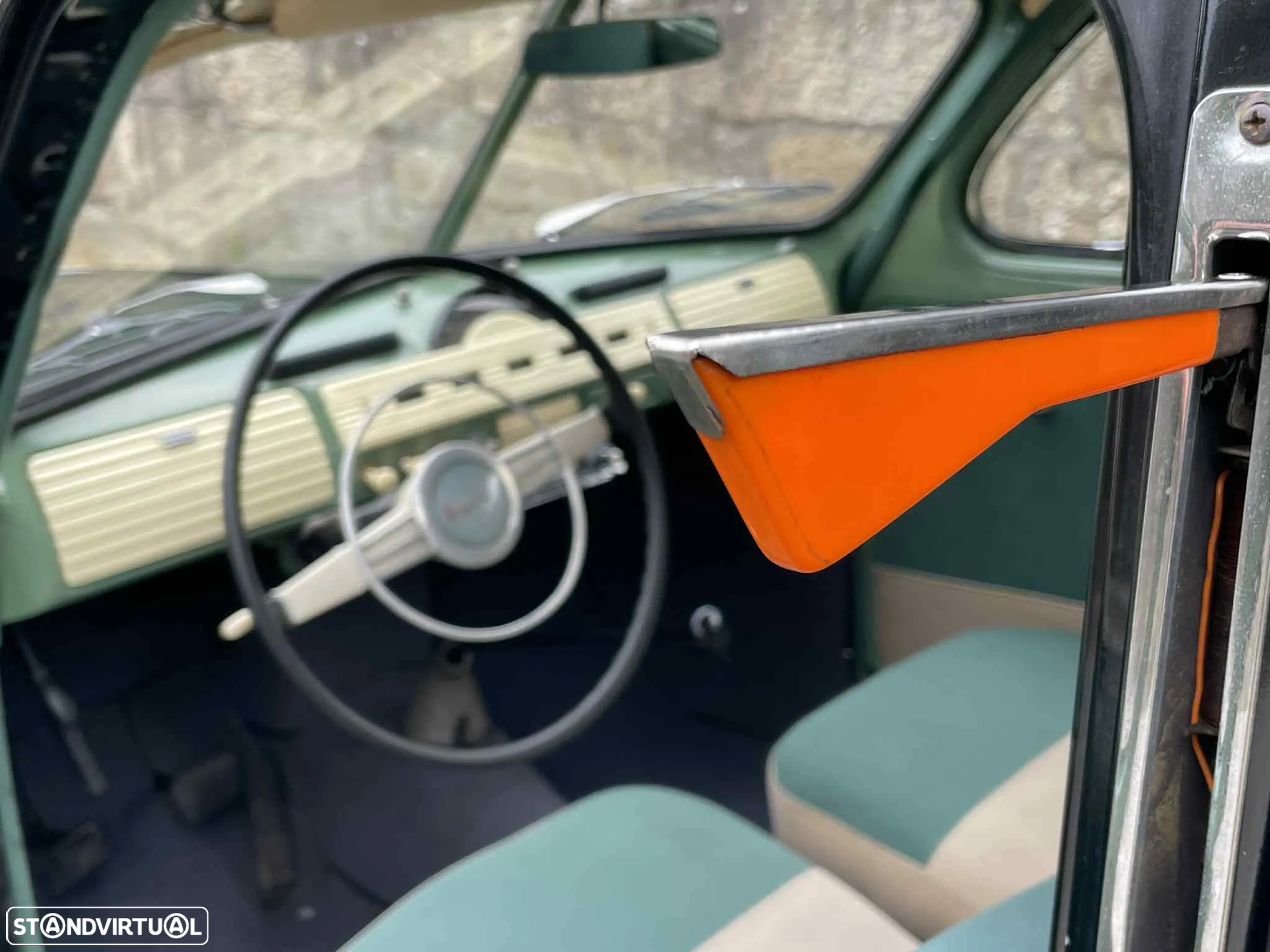 Volvo 444 - 11