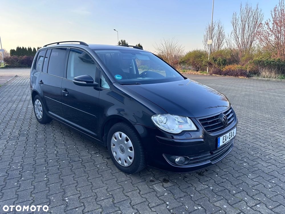 Volkswagen Touran 1.9 TDI DPF BlueMot Highline - 15