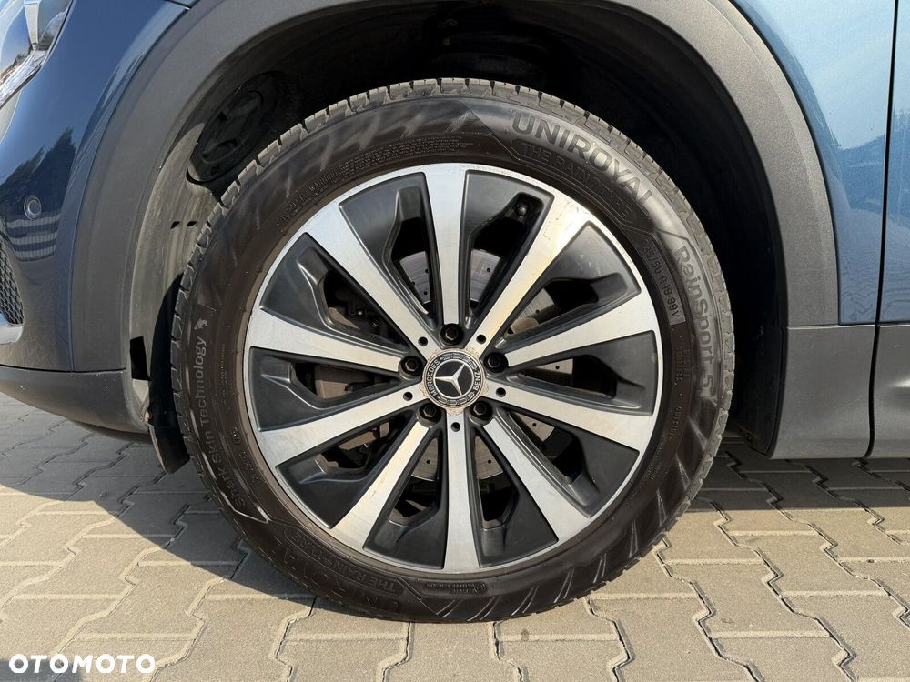 Mercedes-Benz GLB 200 d Progressive 8G-DCT - 14