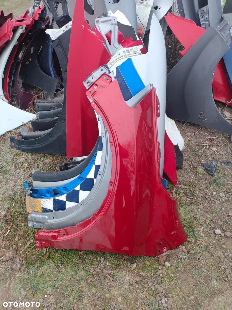 Suzuki s cross błotnik przedni lewy - 1