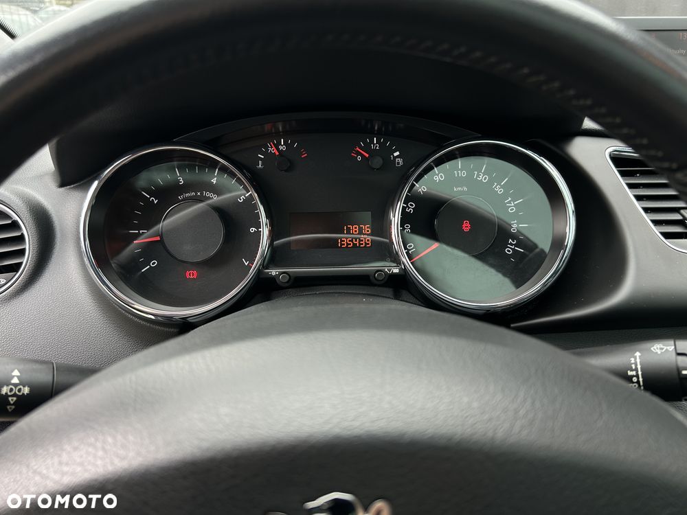 Peugeot 3008 - 17