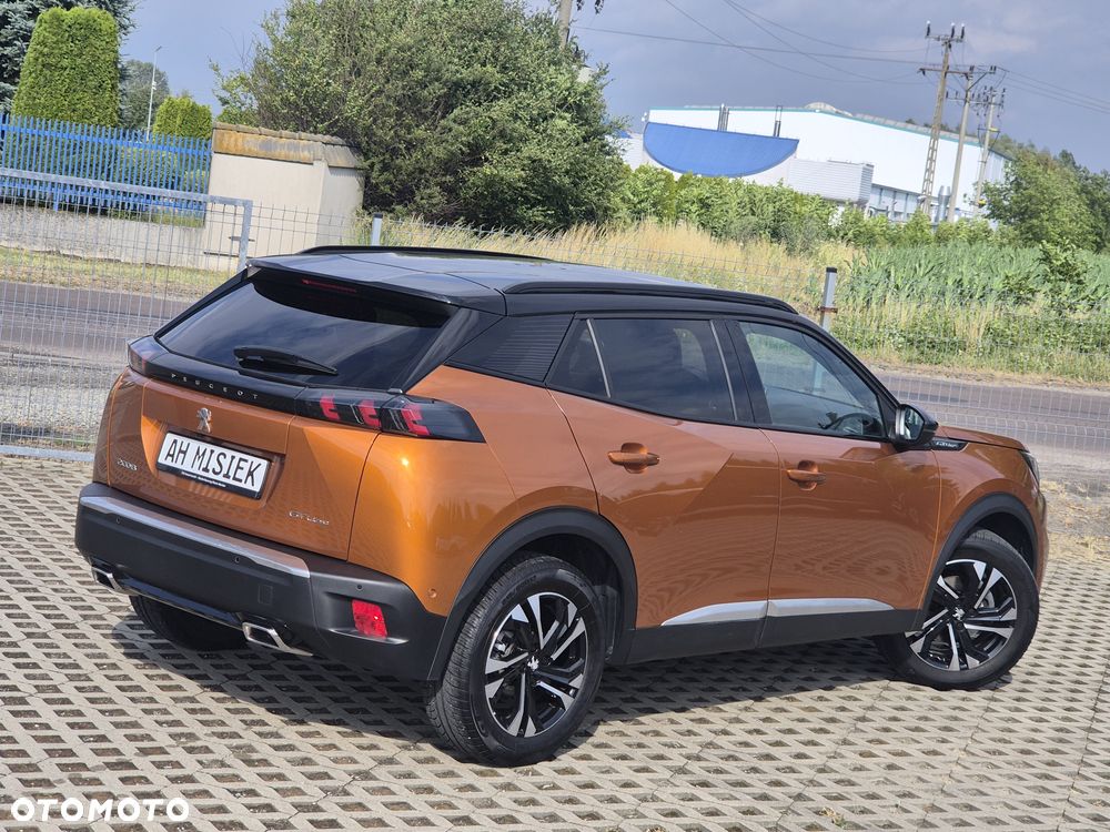 Peugeot 2008 PureTech 130 EAT8 GT Exclusive - 5