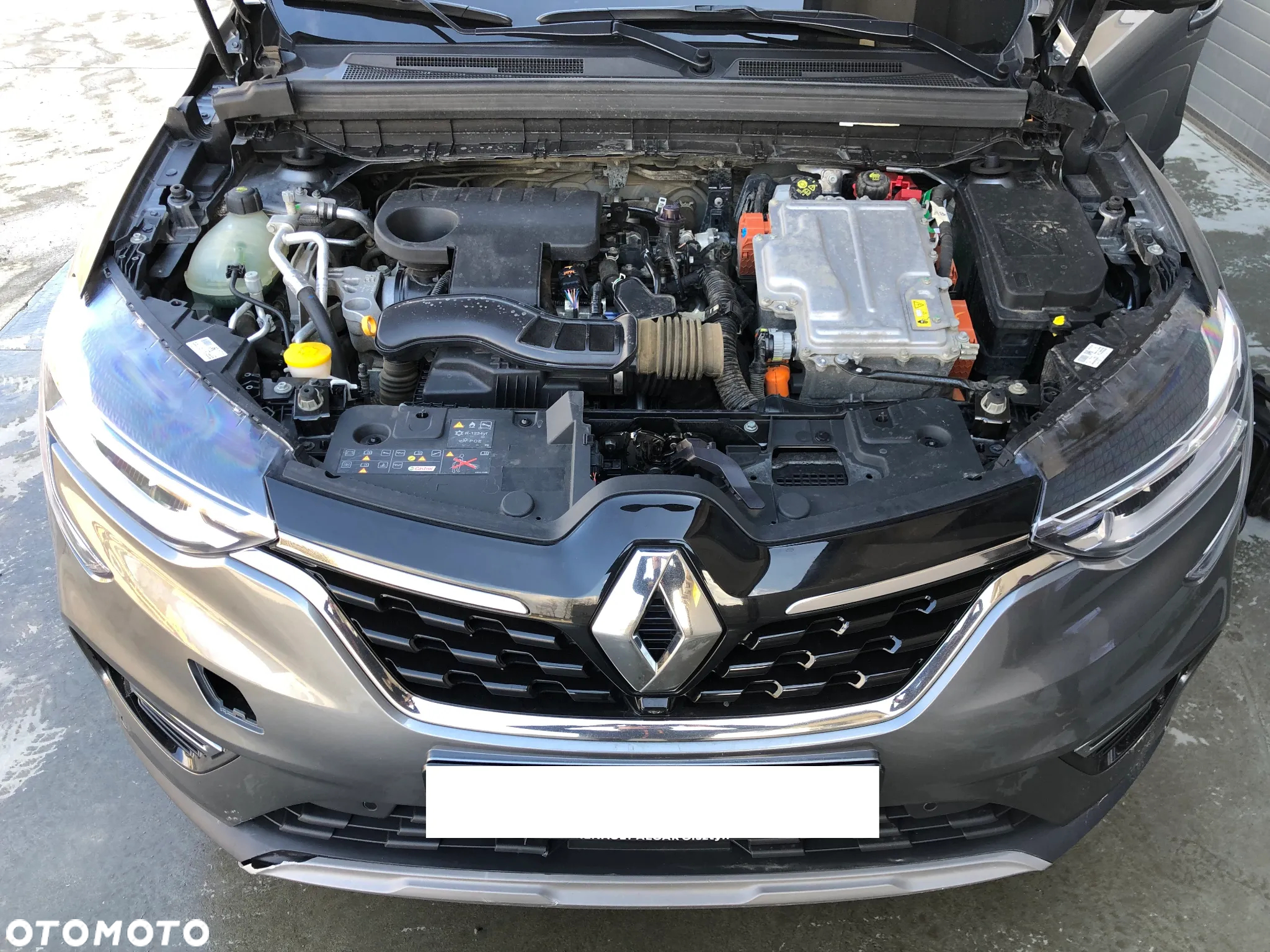 Renault Arkana 1.6 E-TECH Intens MMT - 18
