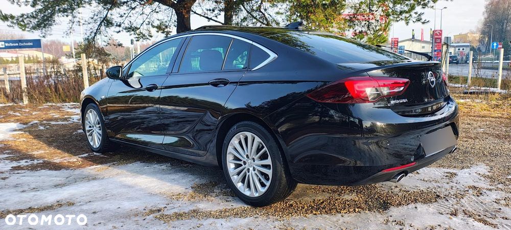 Opel Insignia 2.0 BiTrb D 4x4 Automatik Exclusive - 3