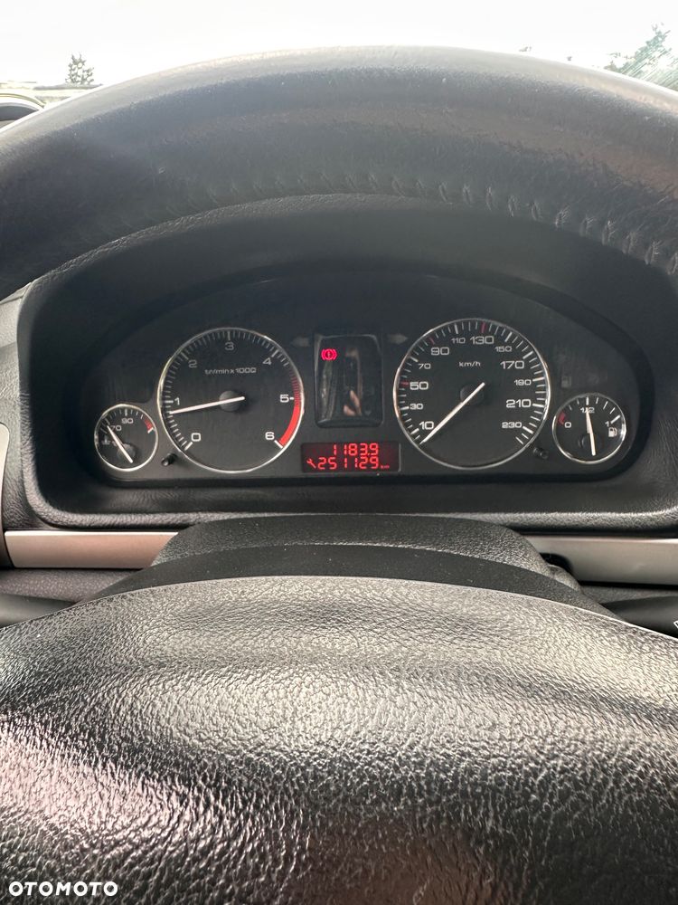 Peugeot 407 1.6 HDi Premium - 9