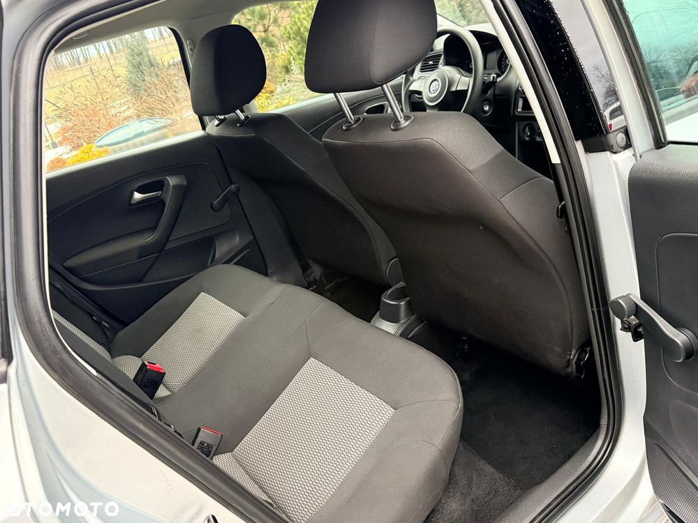 Volkswagen Polo 1.2 Team - 14