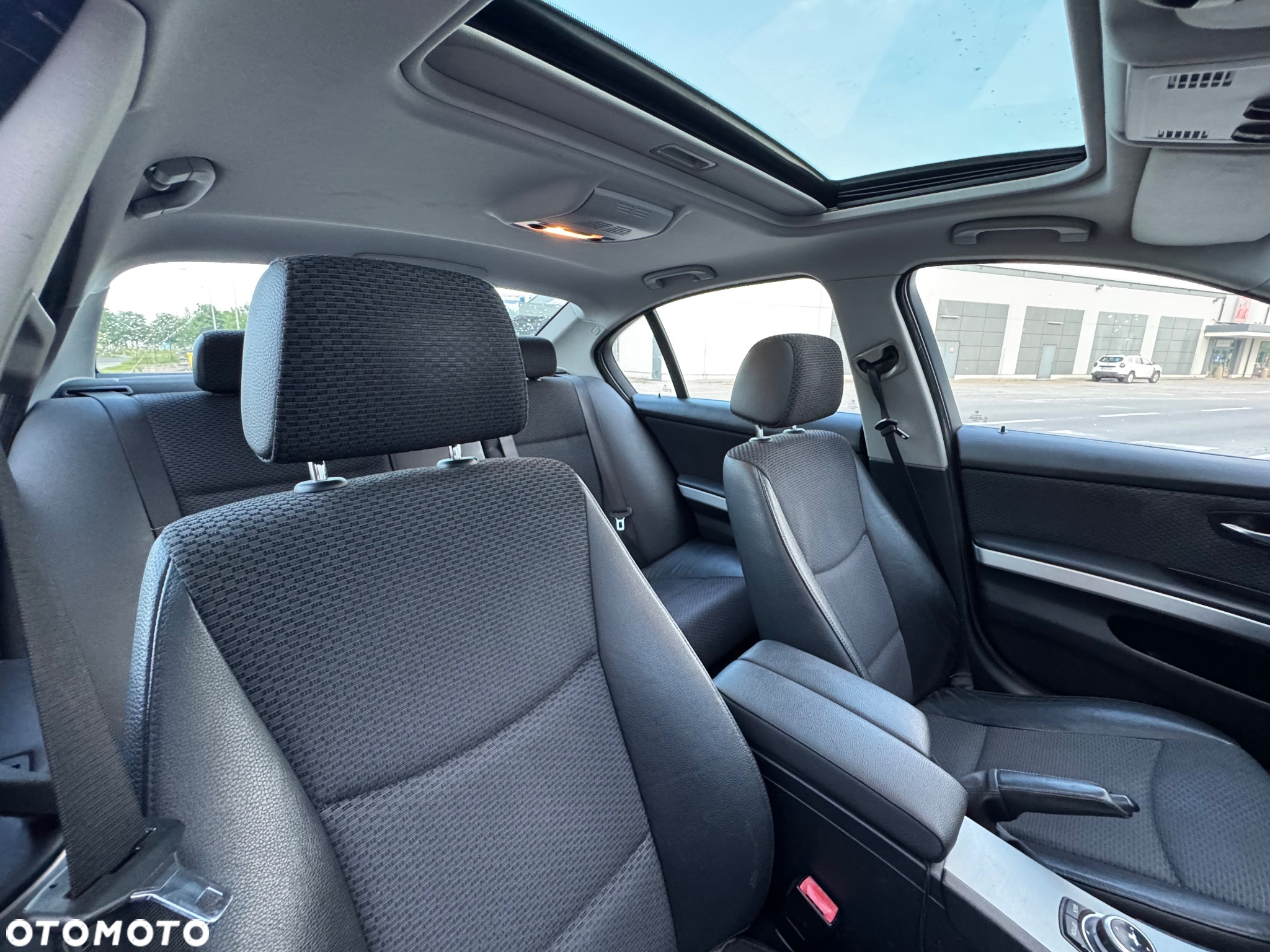 BMW Seria 3 318i - 19
