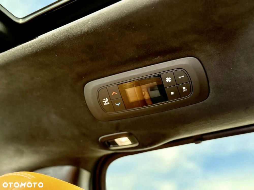 Chrysler Pacifica - 17