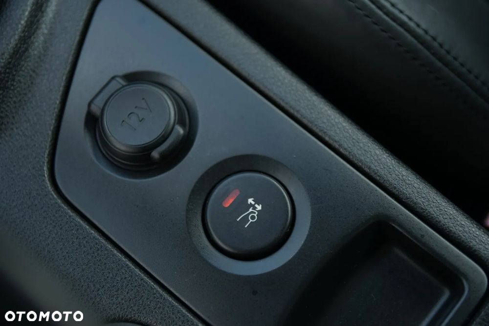 Peugeot RCZ 2.0 HDi - 32