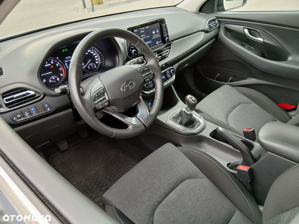 Hyundai i30 1.0 T-GDI Smart - 10