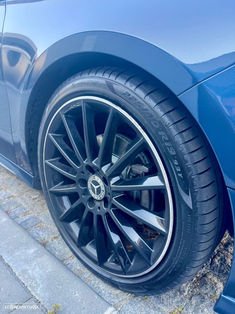 Mercedes-Benz A 200 Limousine d 8G-DCT AMG Line - 4