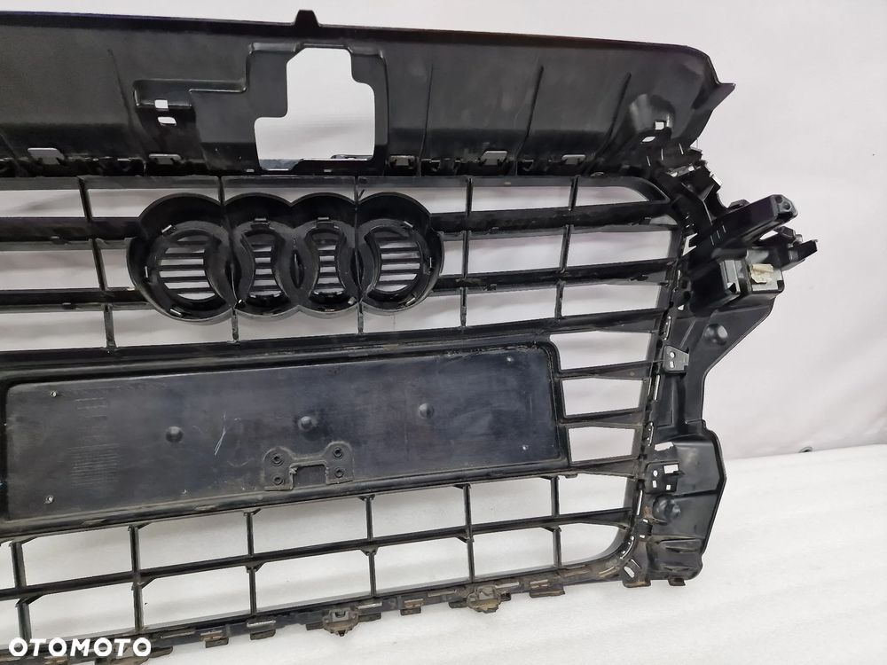 AUDI A3 8V / 8V3 / S3 12- ATRAPA / GRILL PRZEDNI PRZÓD NA WYSOKI POŁYSK , NR 8V3853651 , NR AUKCJI GL355 - 20