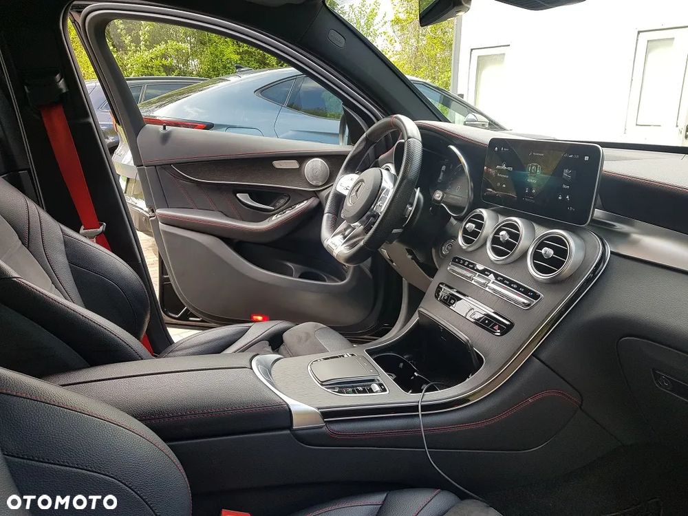 Mercedes-Benz GLC - 26