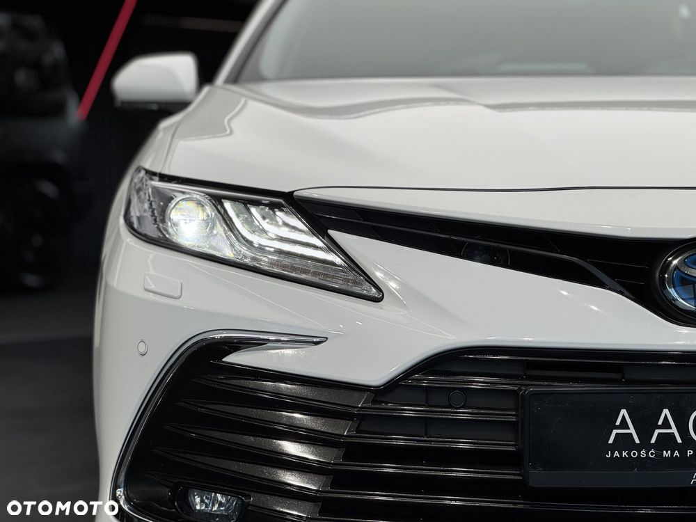 Toyota Camry 2.5 Hybrid Executive CVT - 40