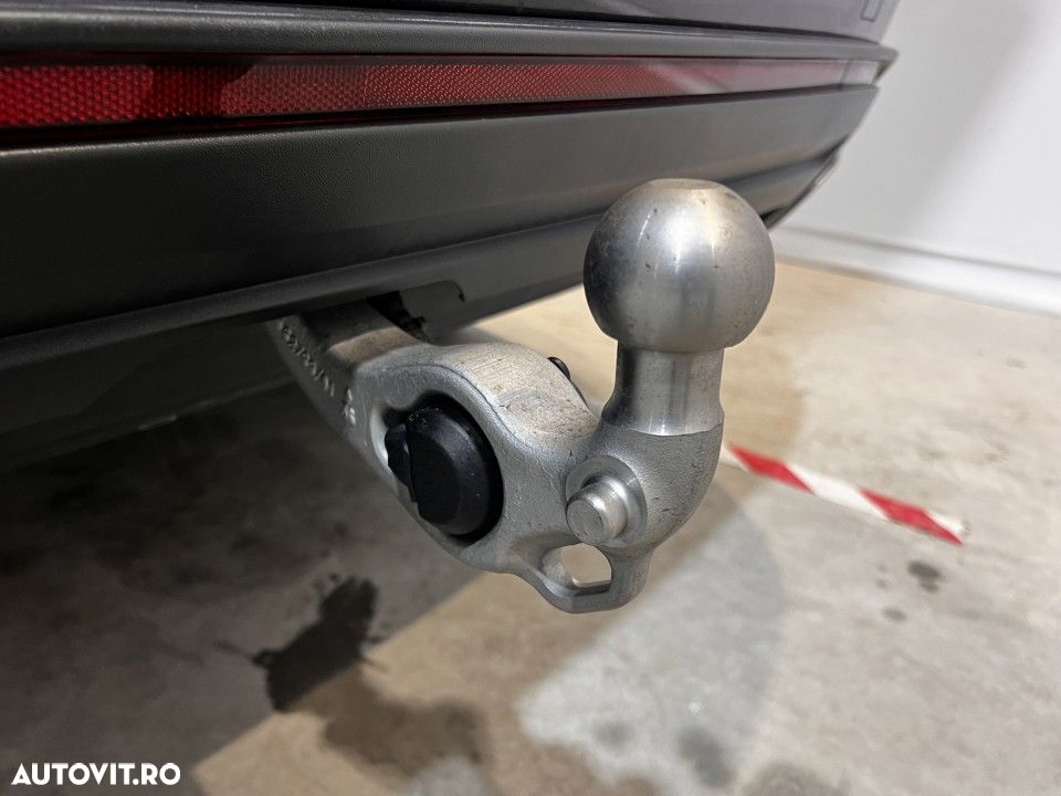 Volkswagen Touareg - 38