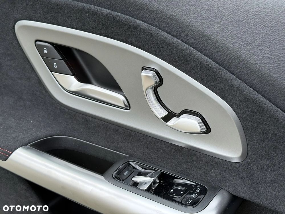Mercedes-Benz CLA - 18