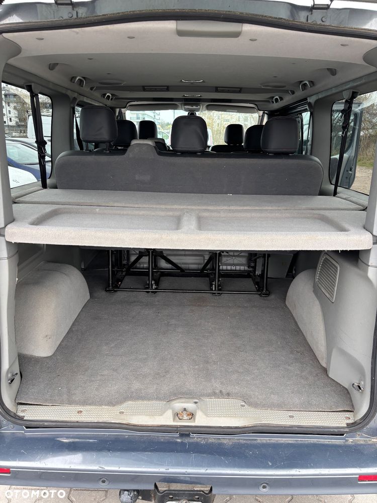 Opel Vivaro - 9