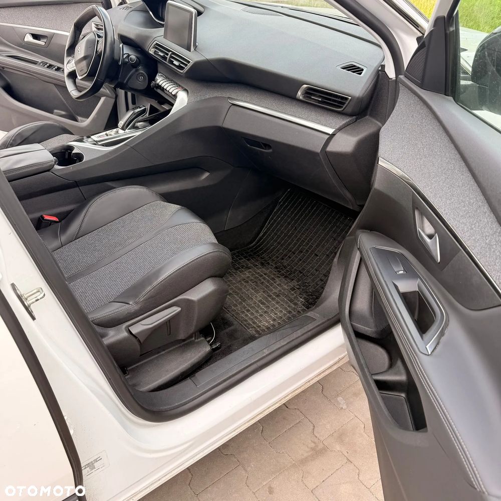 Peugeot 5008 1.6 THP Allure S&S EAT6 - 11