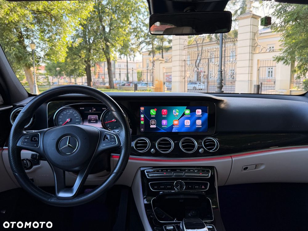 Mercedes-Benz Klasa E 300 9G-TRONIC - 11