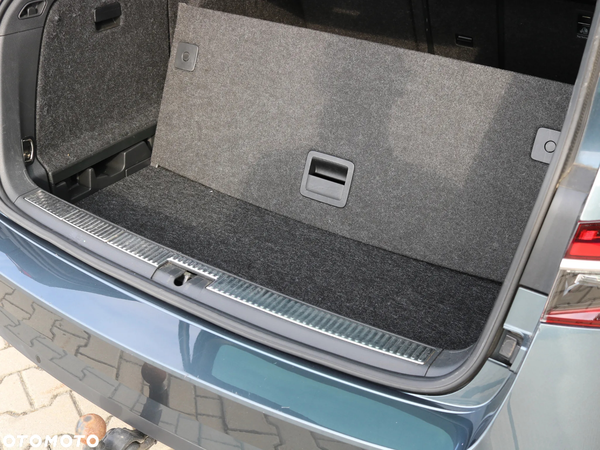 Skoda Superb Combi 2.0 TDI DSG L&K - 40