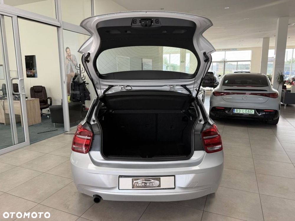 BMW Seria 1 114i - 28