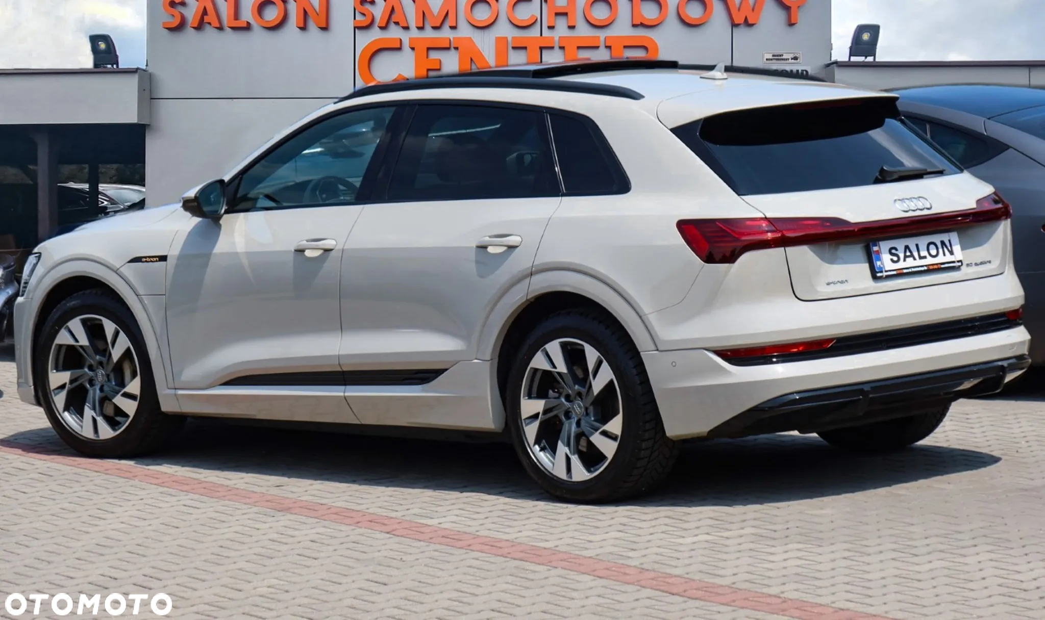 Audi e-tron 50 quattro S line - 29