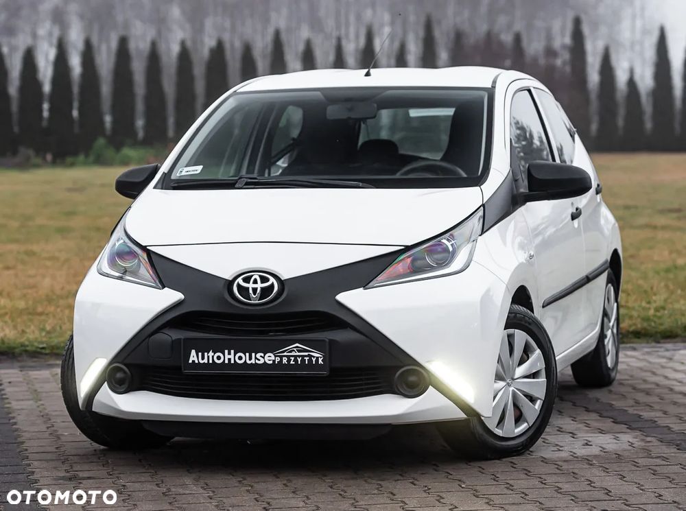 Toyota Aygo x-play Eco - 10