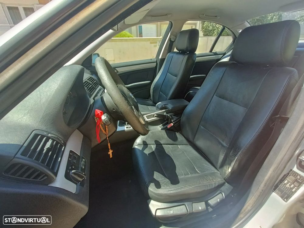 BMW 320 d - 14
