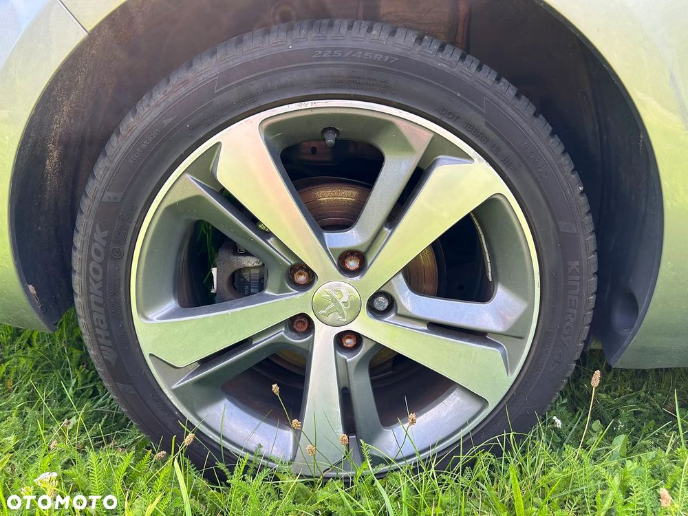 Peugeot 308 PureTech 130 GPF Stop & Start GT - 23