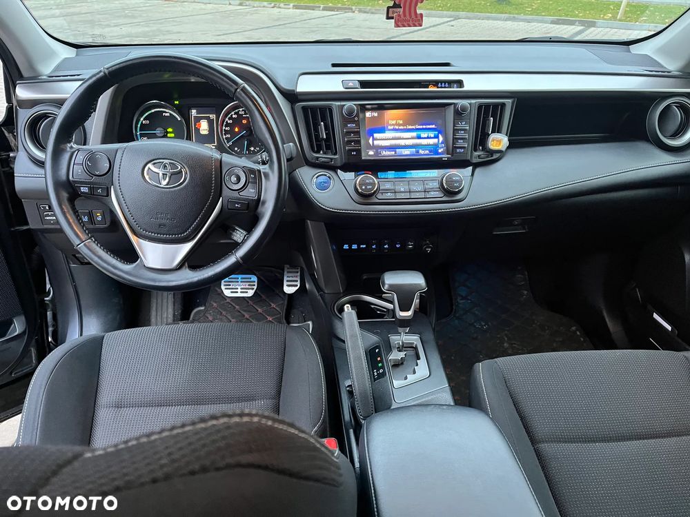 Toyota RAV4 - 29