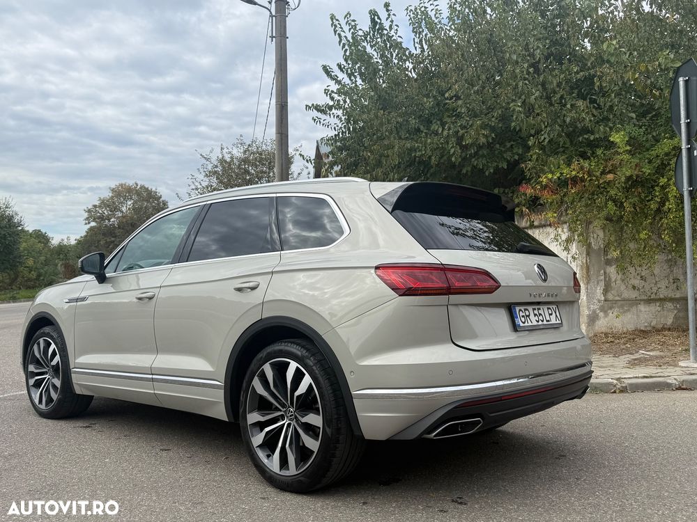 Volkswagen Touareg - 4