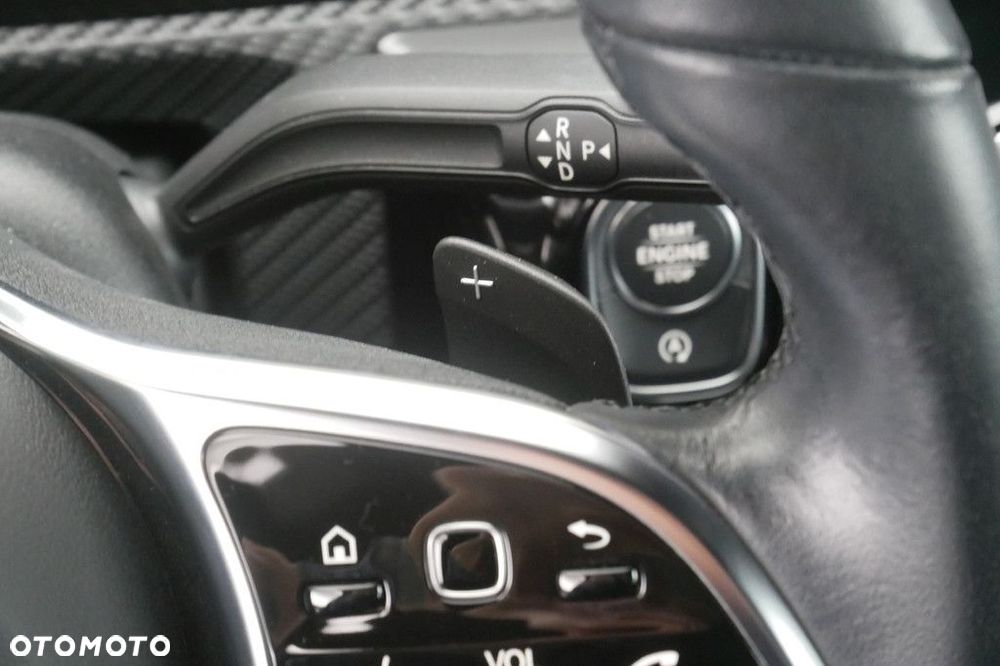 Mercedes-Benz CLA - 25