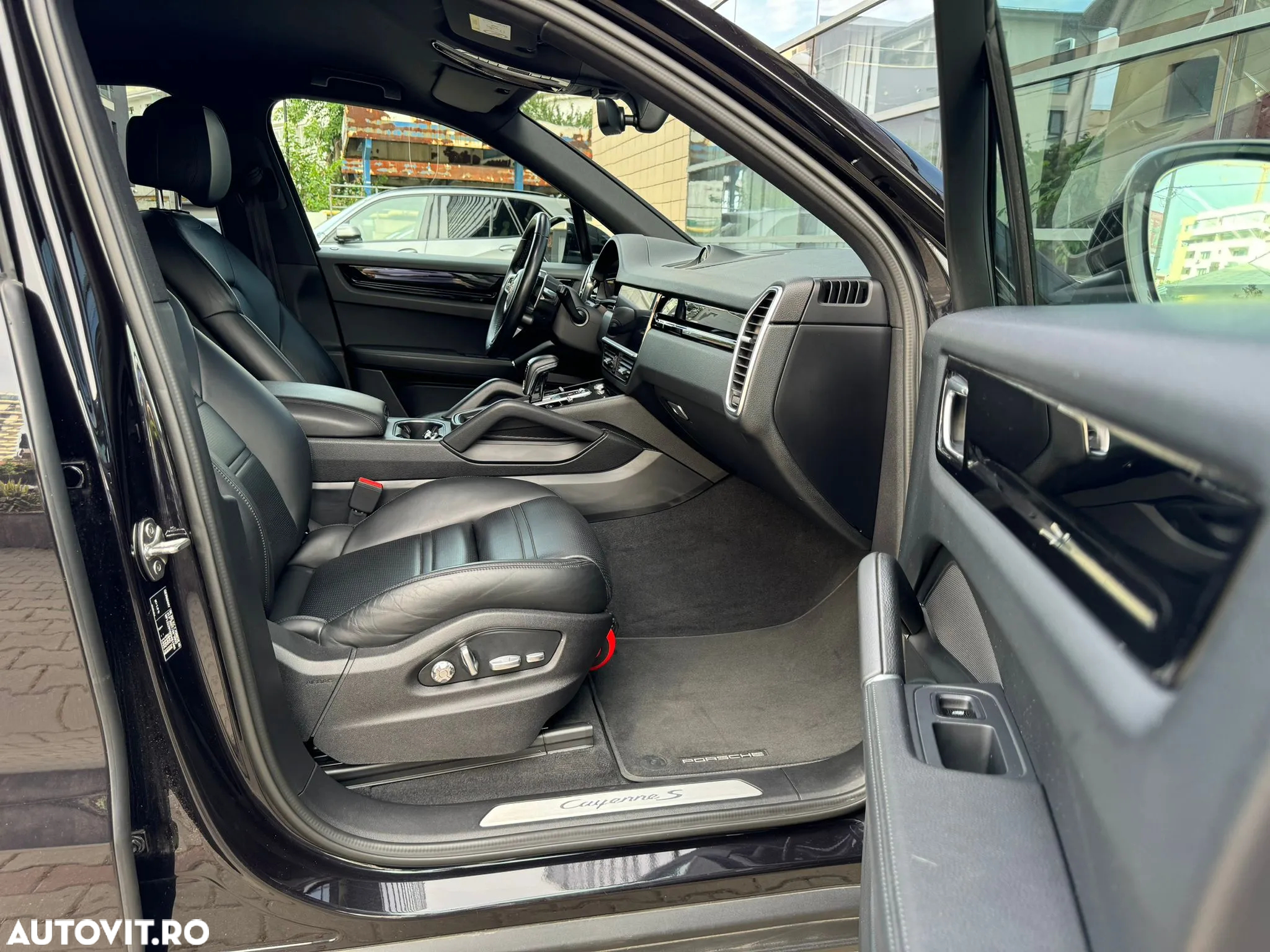 Porsche Cayenne S - 19