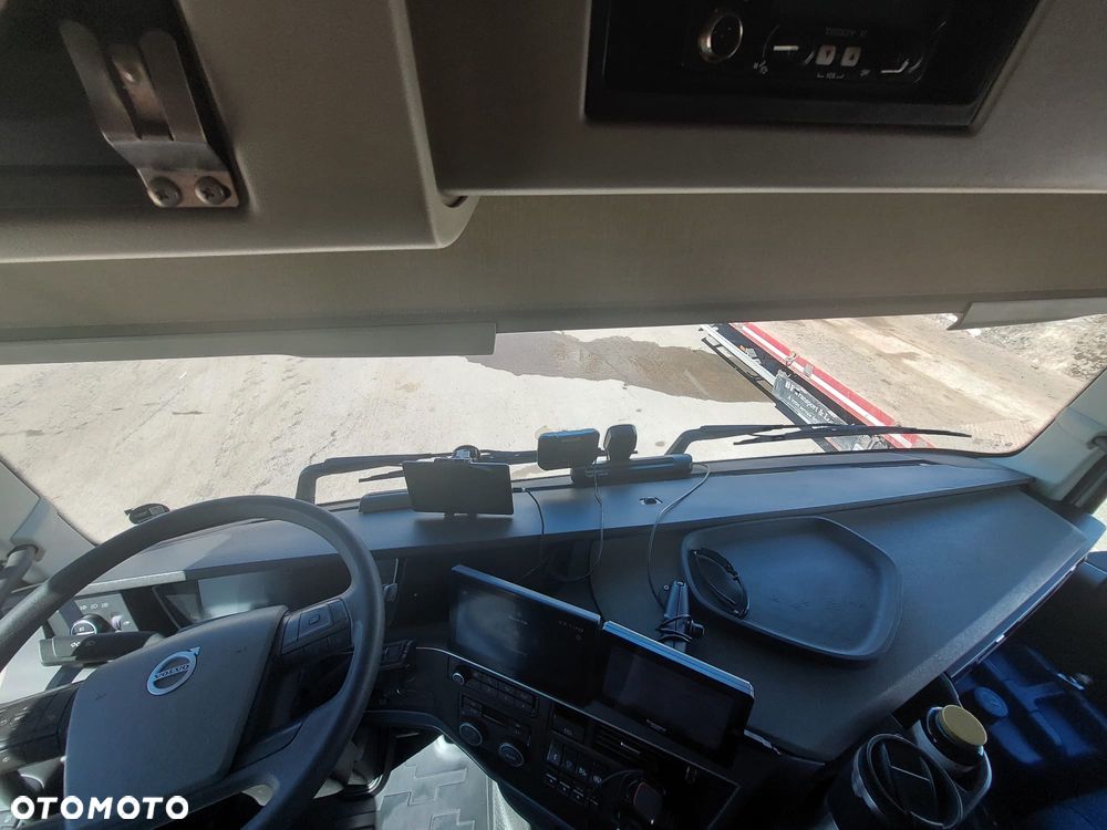 Volvo FH500 XLow Deck / Mega XL Globettroter - 4