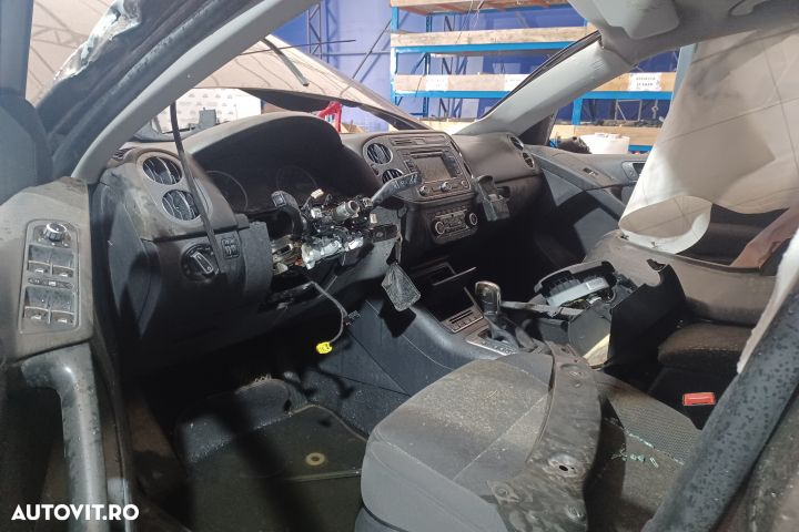 Armatura / Intaritura bara spate Volkswagen VW Tiguan 1 [facelift] 5N - 6